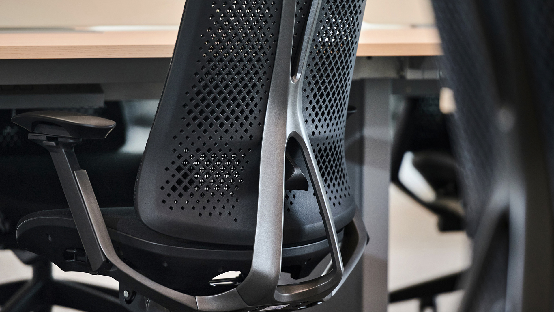 The Choice of Well-known High-Technology Company: AiX Ergonomic Chair