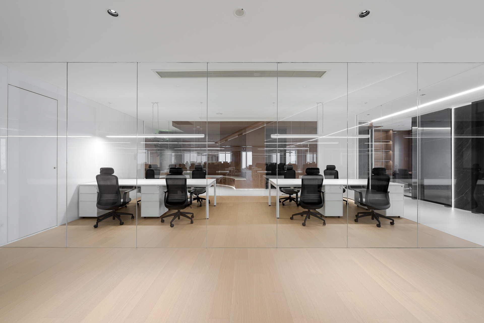 Jolly Pharmaceutical: A beautiful and orderly office