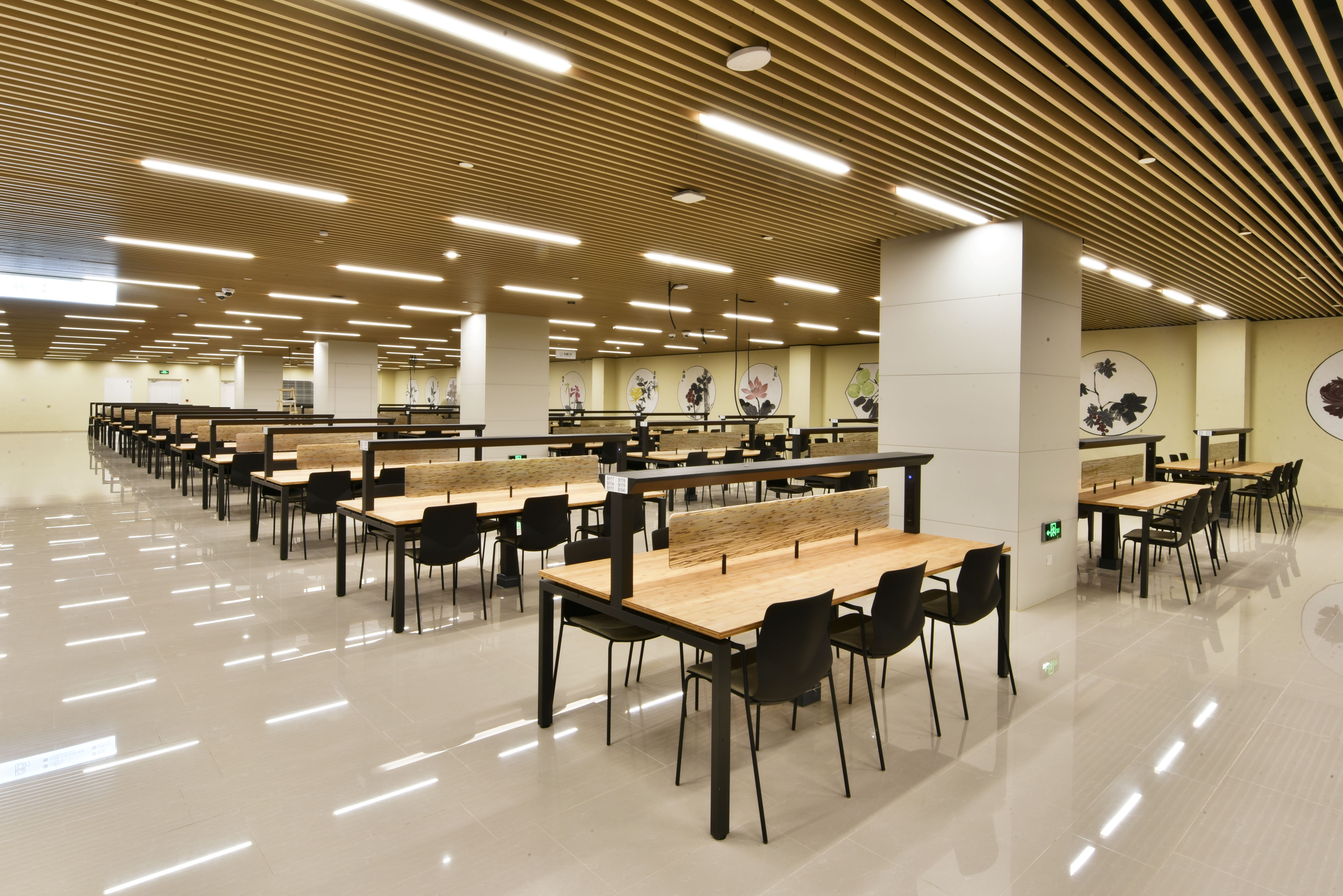 Privacy in Openness, Comfort in Design
